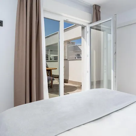 Limehome Oviedo Calle Postigo Bajo Room photo