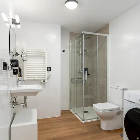 Limehome Oviedo Calle Postigo Bajo Room photo