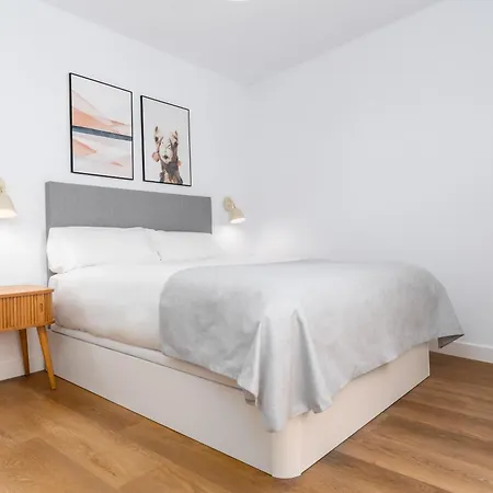 Limehome Oviedo Calle Postigo Bajo Room photo