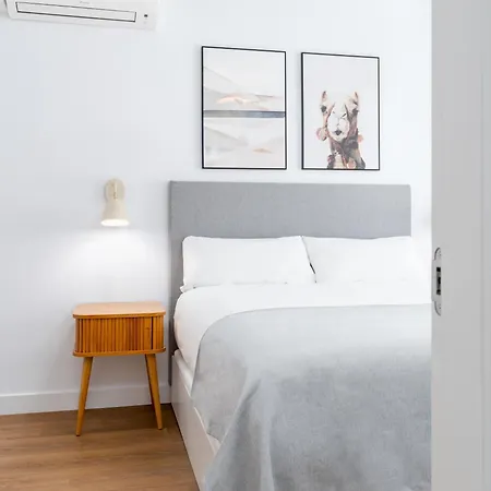 Limehome Oviedo Calle Postigo Bajo Room photo