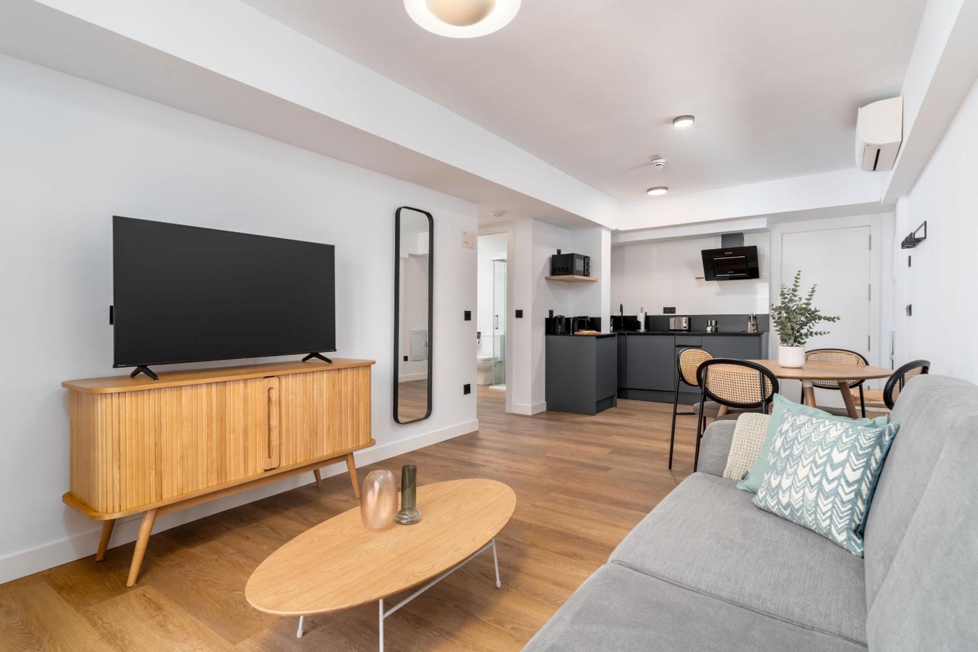 Apartment Limehome Calle Postigo Bajo *