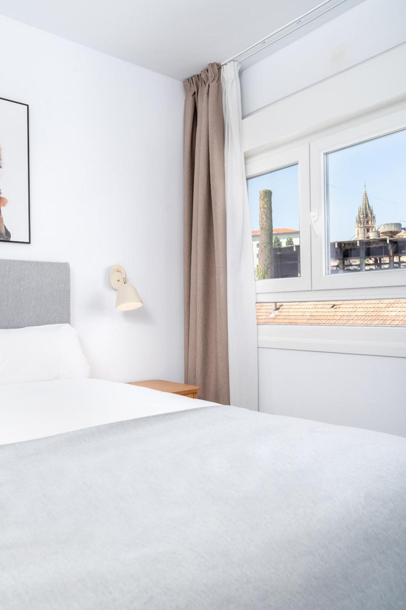 Apartment Limehome Calle Postigo Bajo