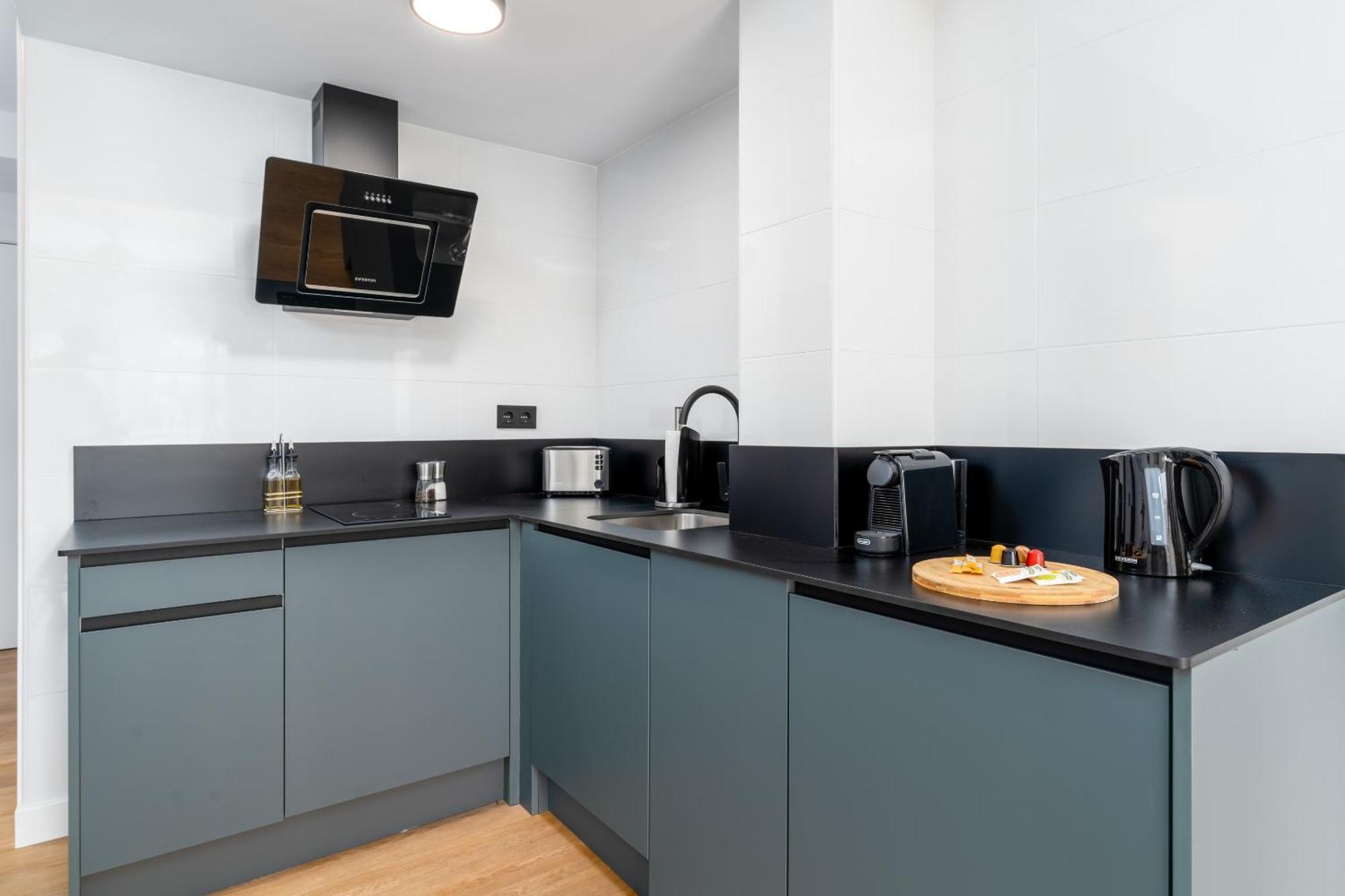 Apartment Limehome Calle Postigo Bajo