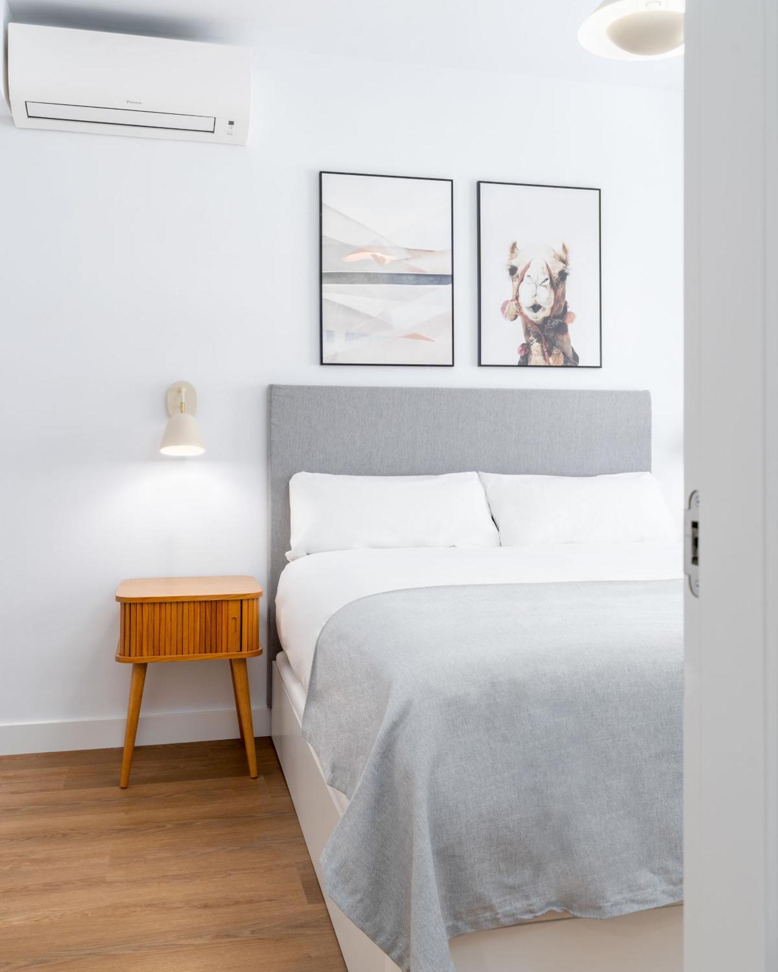 Apartment Limehome Calle Postigo Bajo